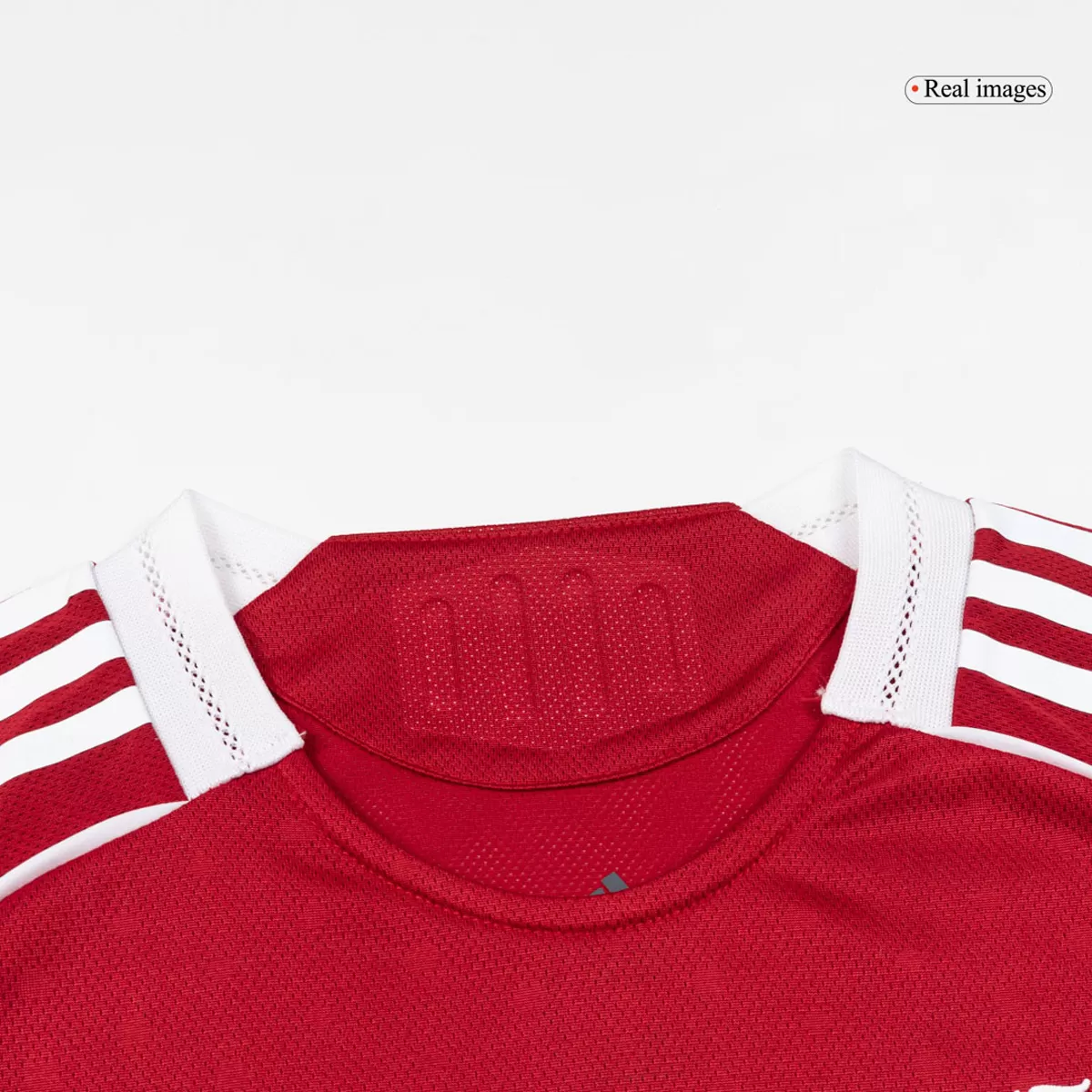 ISAK #9 Liverpool Home Match Jersey Player Version 2025/26 - UCL Font