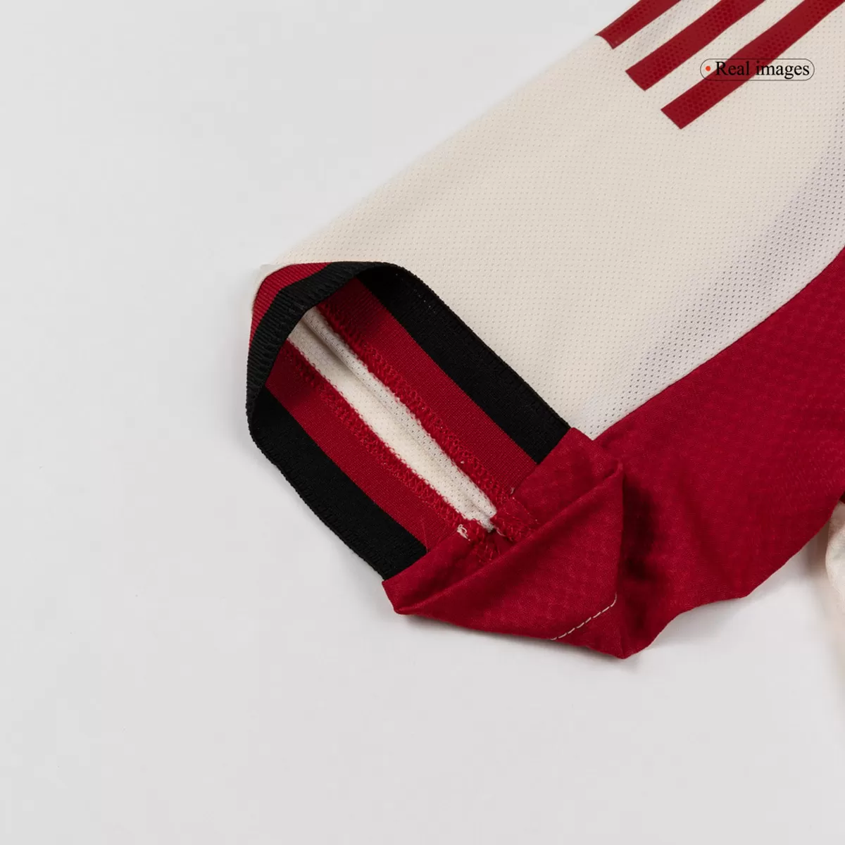 ISAK ##9 Liverpool Away Match Jersey Player Version 2025/26