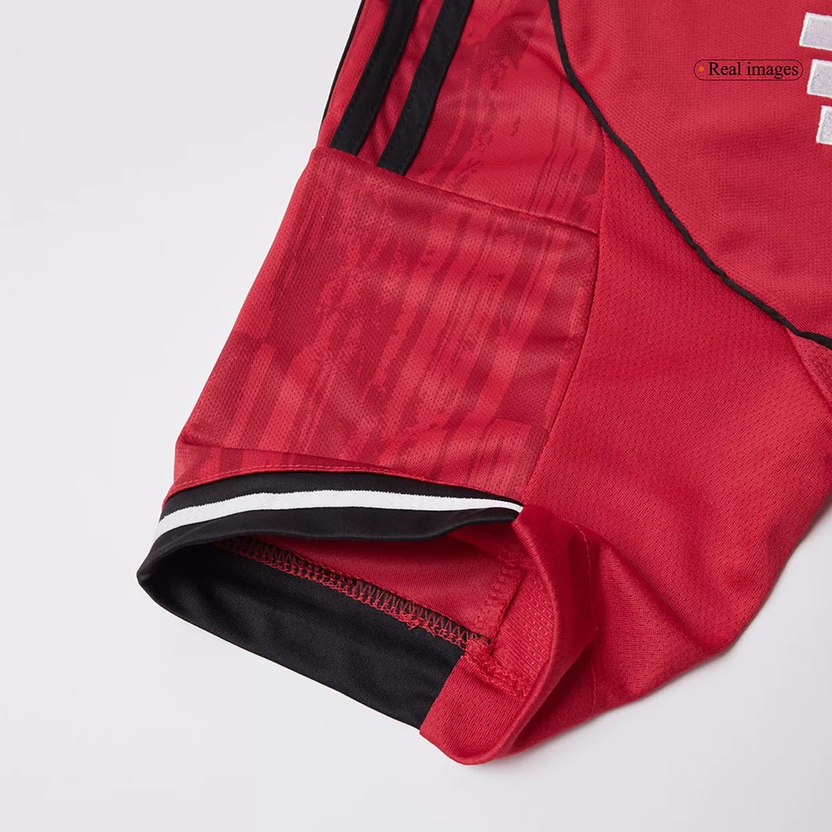 B.FERNANDES #8 Manchester United Home Jersey 2025/26